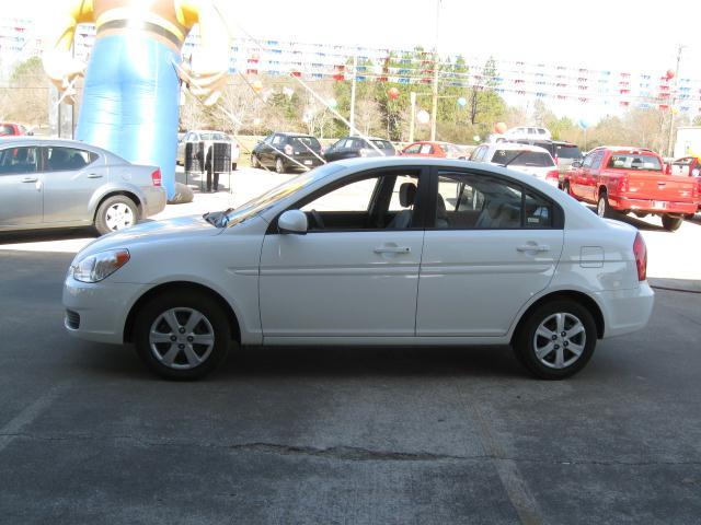 2010 Hyundai Accent Unknown