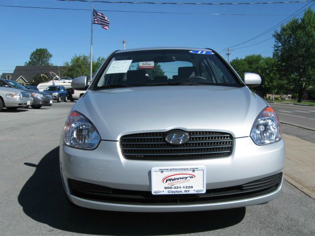 2011 Hyundai Accent ST Sport SLT TRX4 Off Road Laramie