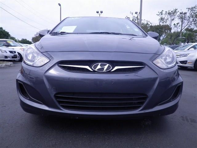 2012 Hyundai Accent FWD 4dr Sport