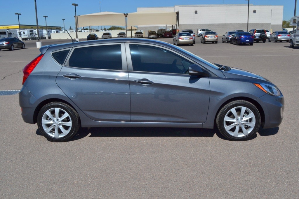 2013 Hyundai Accent Hi Top Handycap Transport