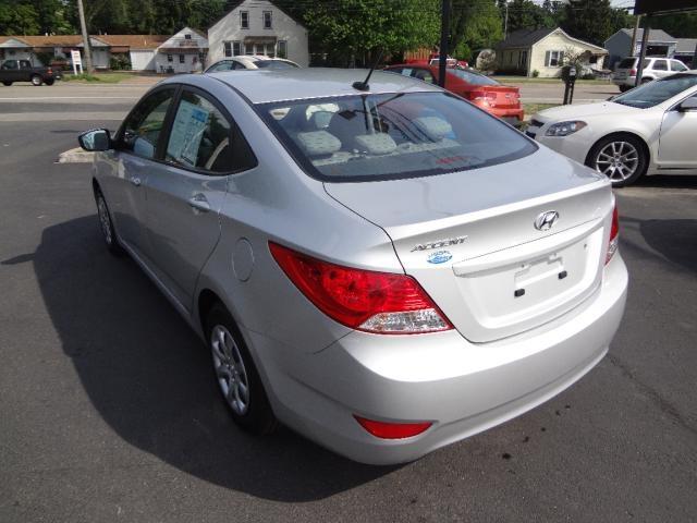 2013 Hyundai Accent CXL (marshalltown)