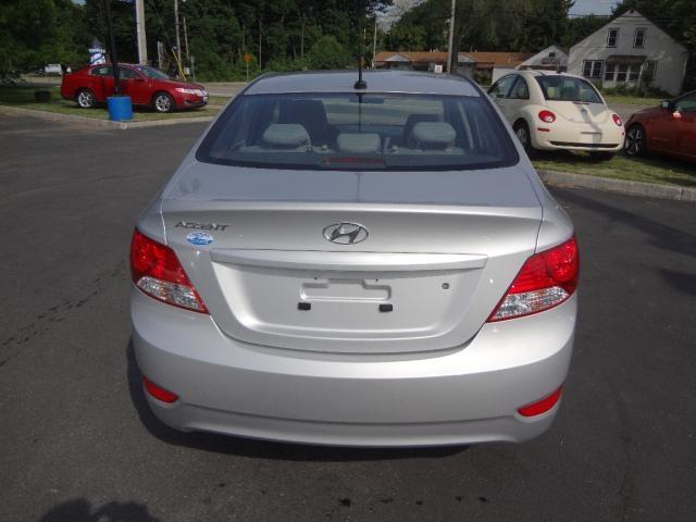 2013 Hyundai Accent CXL (marshalltown)