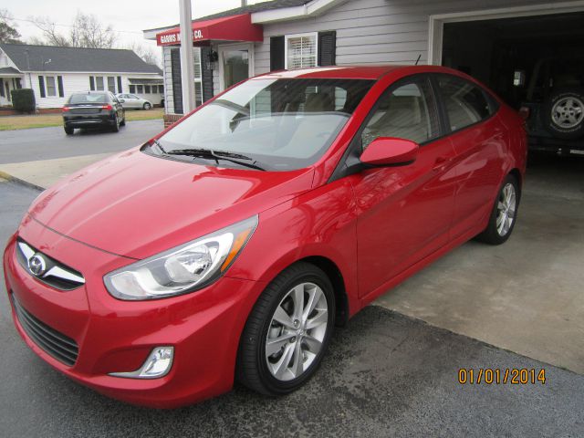 2013 Hyundai Accent ST Sport SLT TRX4 Off Road Laramie