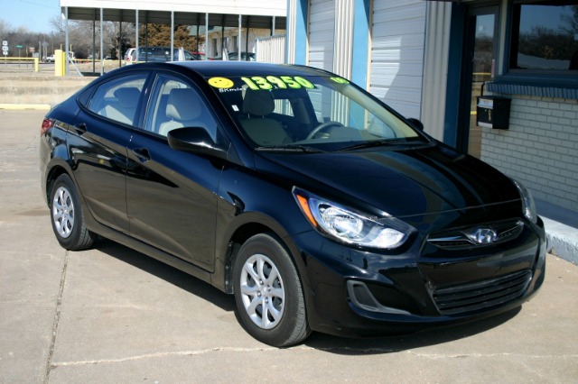 2013 Hyundai Accent ST Sport SLT TRX4 Off Road Laramie