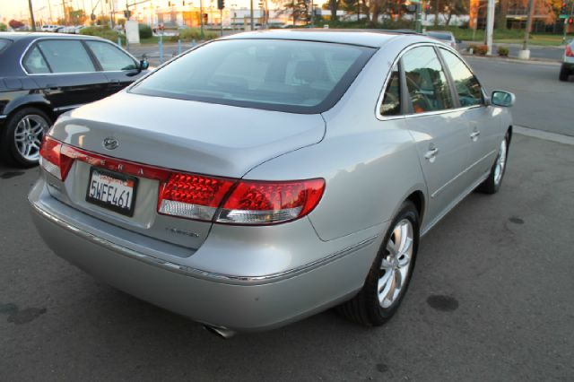 2006 Hyundai Azera SLT 25