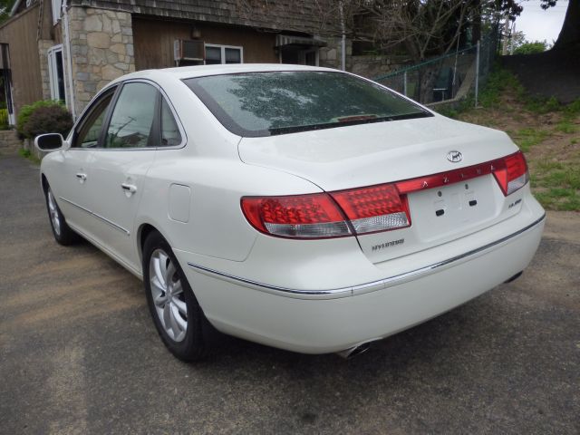 2006 Hyundai Azera SLT 25