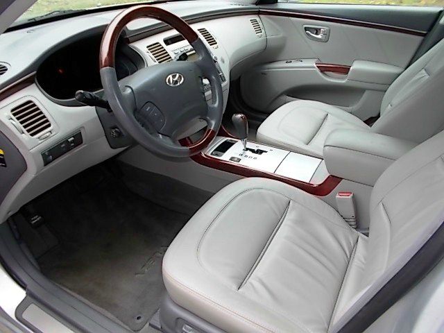 2008 Hyundai Azera SLT 25