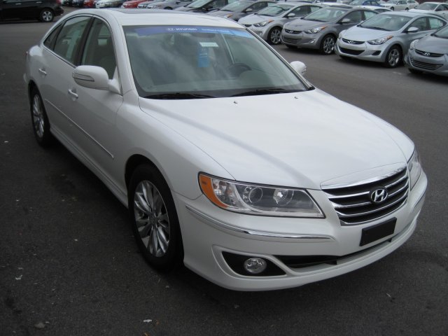 2011 Hyundai Azera SLT 25