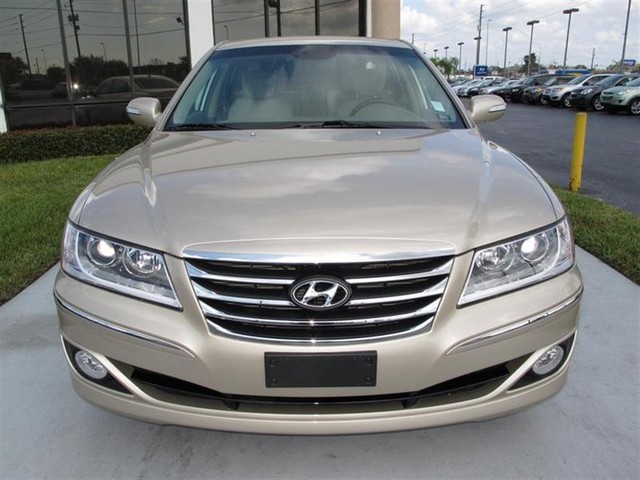 2011 Hyundai Azera SLT 25