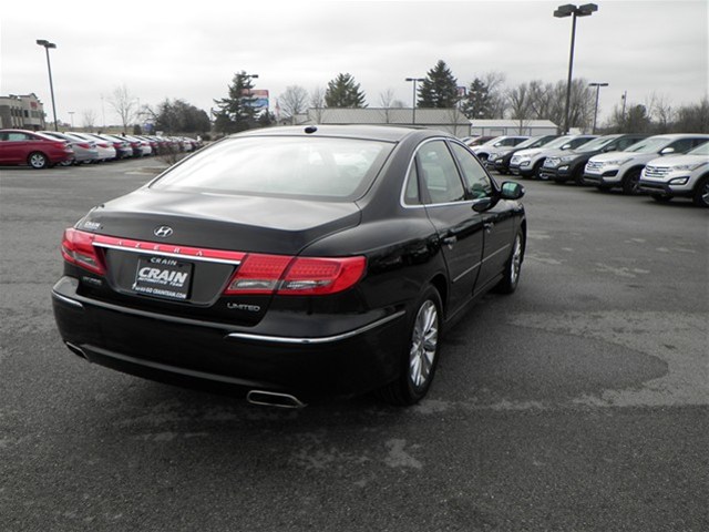 2011 Hyundai Azera SLT 25