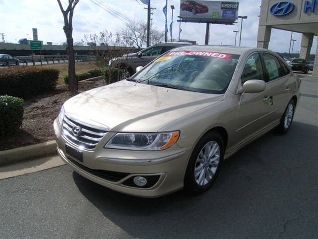 2011 Hyundai Azera FWD 4dr Sport