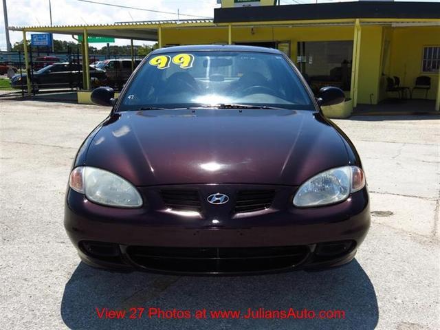 1999 Hyundai Elantra 2WD Crew Cab 140.5 Lone Star