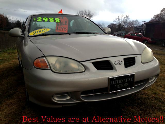 2000 Hyundai Elantra FWD 4dr Sport