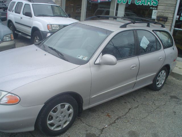 2000 Hyundai Elantra FWD 4dr Sport