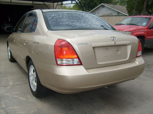 2001 Hyundai Elantra FWD 4dr Sport