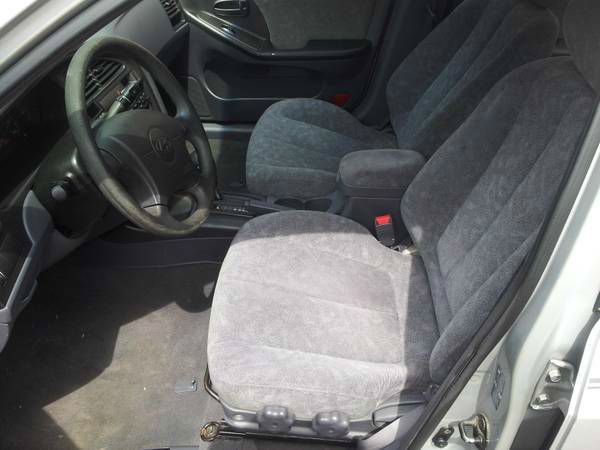 2001 Hyundai Elantra FWD 4dr Sport