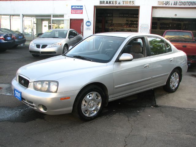 2001 Hyundai Elantra FWD 4dr Sport