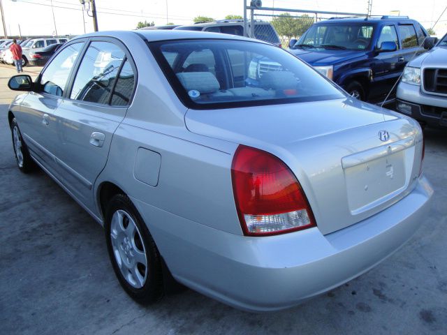 2002 Hyundai Elantra FWD 4dr Sport