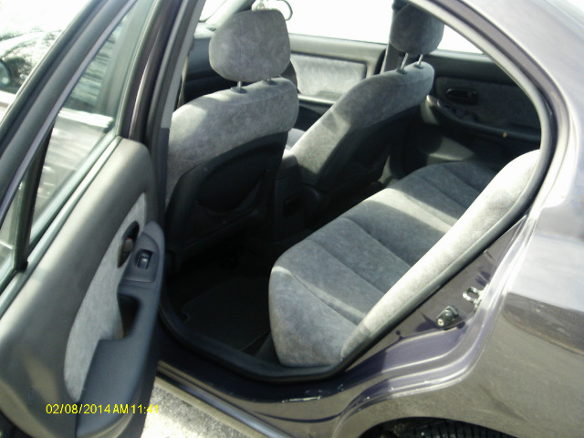 2002 Hyundai Elantra FWD 4dr Sport