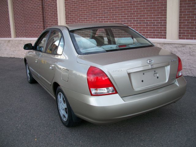 2002 Hyundai Elantra FWD 4dr Sport