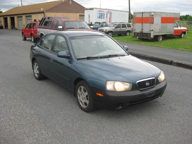 2002 Hyundai Elantra FWD 4dr Sport