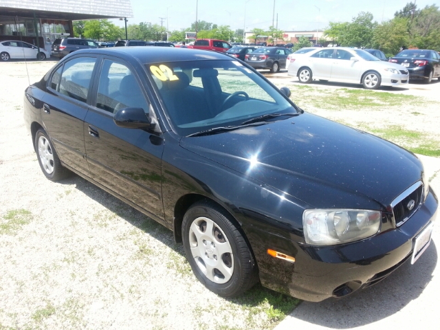 2002 Hyundai Elantra Standard 4X4 Hardtop