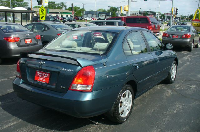 2002 Hyundai Elantra FWD 4dr Sport