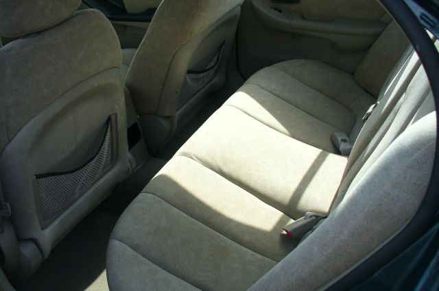 2002 Hyundai Elantra FWD 4dr Sport