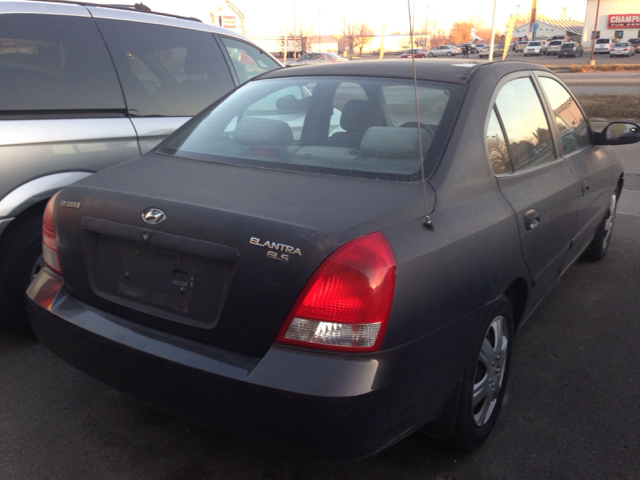 2002 Hyundai Elantra FWD 4dr Sport