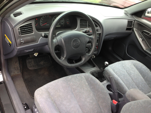 2002 Hyundai Elantra FWD 4dr Sport