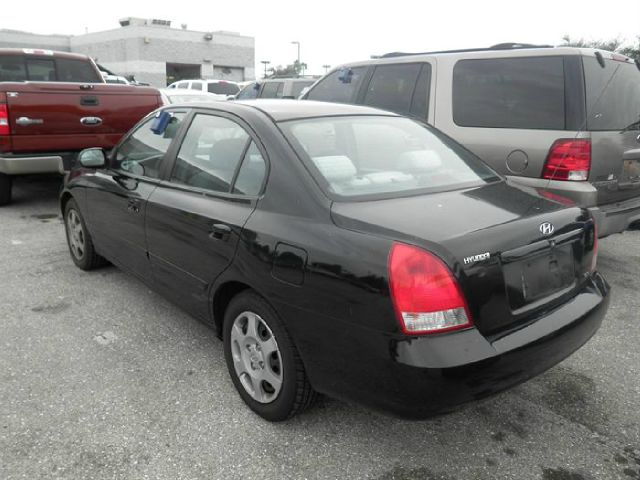 2002 Hyundai Elantra FWD 4dr Sport