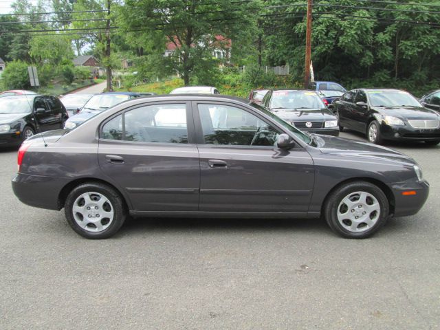 2003 Hyundai Elantra FWD 4dr Sport