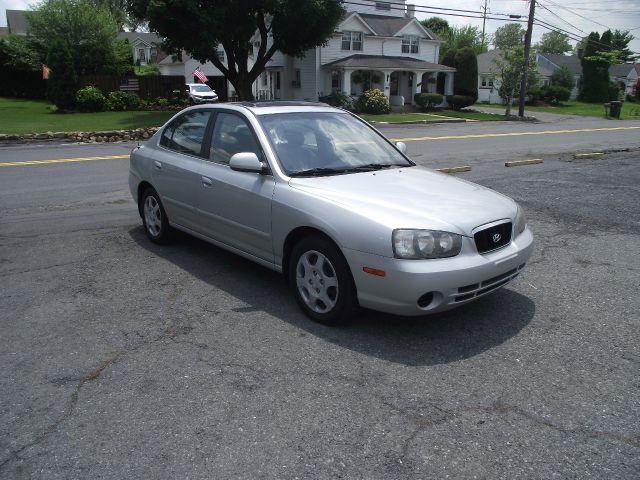 2003 Hyundai Elantra FWD 4dr Sport