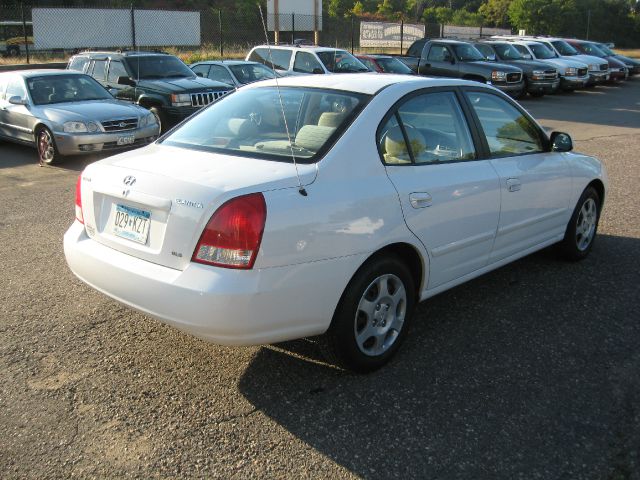 2003 Hyundai Elantra FWD 4dr Sport