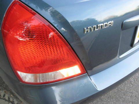 2003 Hyundai Elantra FWD 4dr Sport