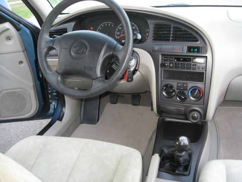 2003 Hyundai Elantra FWD 4dr Sport