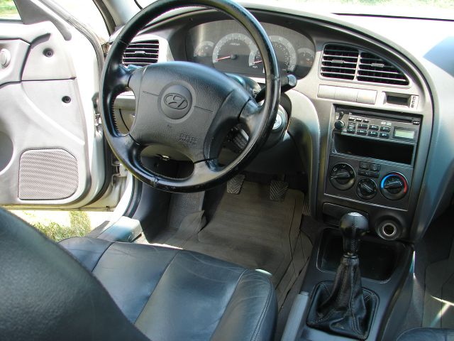 2003 Hyundai Elantra Low Price