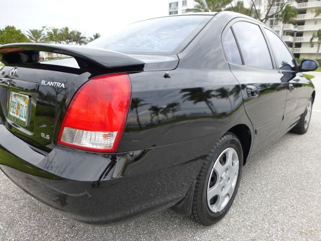 2003 Hyundai Elantra FWD 4dr Sport