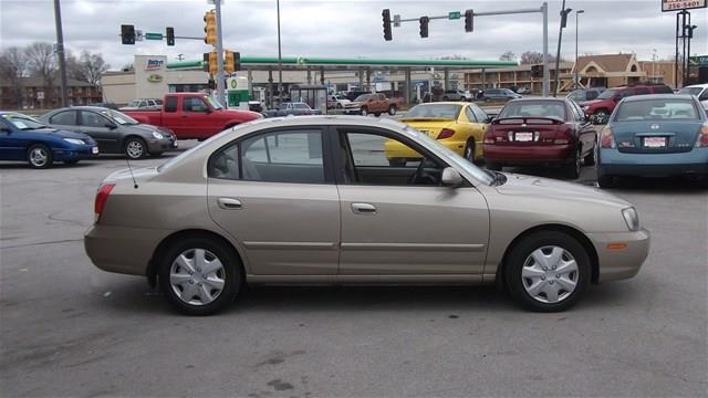 2003 Hyundai Elantra FWD 4dr Sport