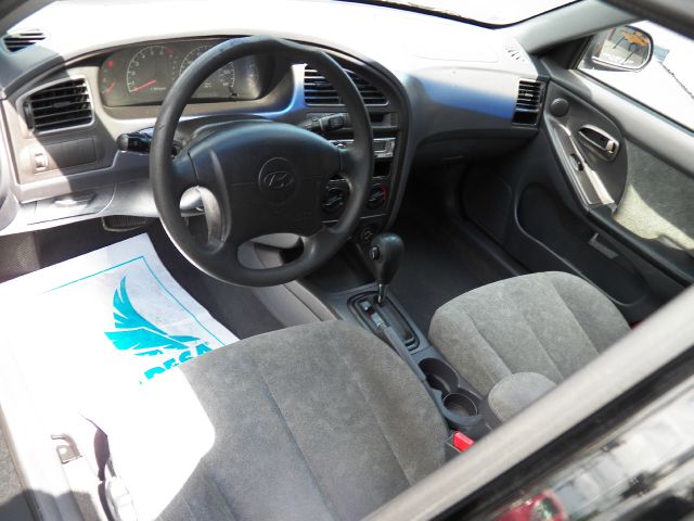 2003 Hyundai Elantra Low Price