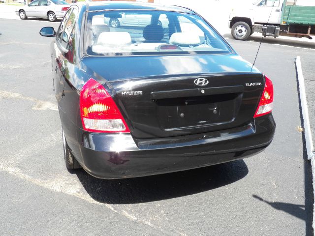 2003 Hyundai Elantra Low Price