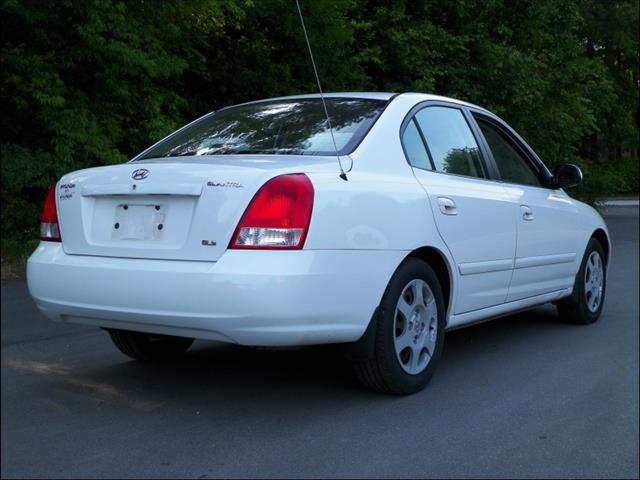 2003 Hyundai Elantra XUV SLE 4WD