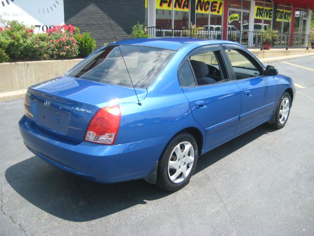 2004 Hyundai Elantra Low Price