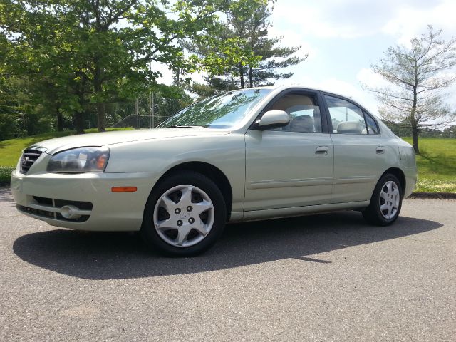 2004 Hyundai Elantra FWD 4dr Sport