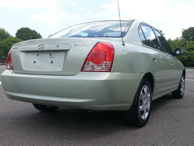 2004 Hyundai Elantra FWD 4dr Sport