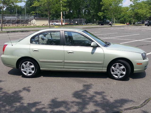 2004 Hyundai Elantra FWD 4dr Sport