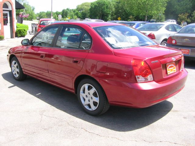 2004 Hyundai Elantra FWD 4dr Sport