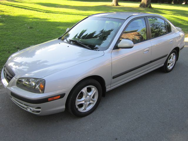 2004 Hyundai Elantra Low Price