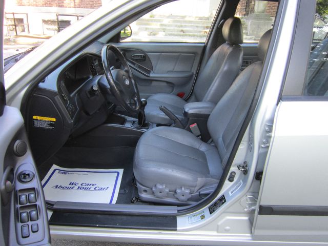 2004 Hyundai Elantra Low Price