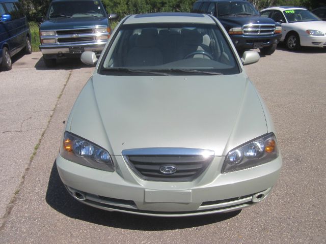 2004 Hyundai Elantra FWD 4dr Sport